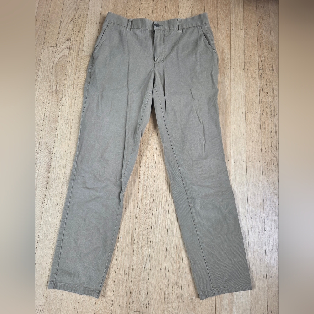 Everlane Athletic Fit Khaki Flat Front Pants Size 32x32